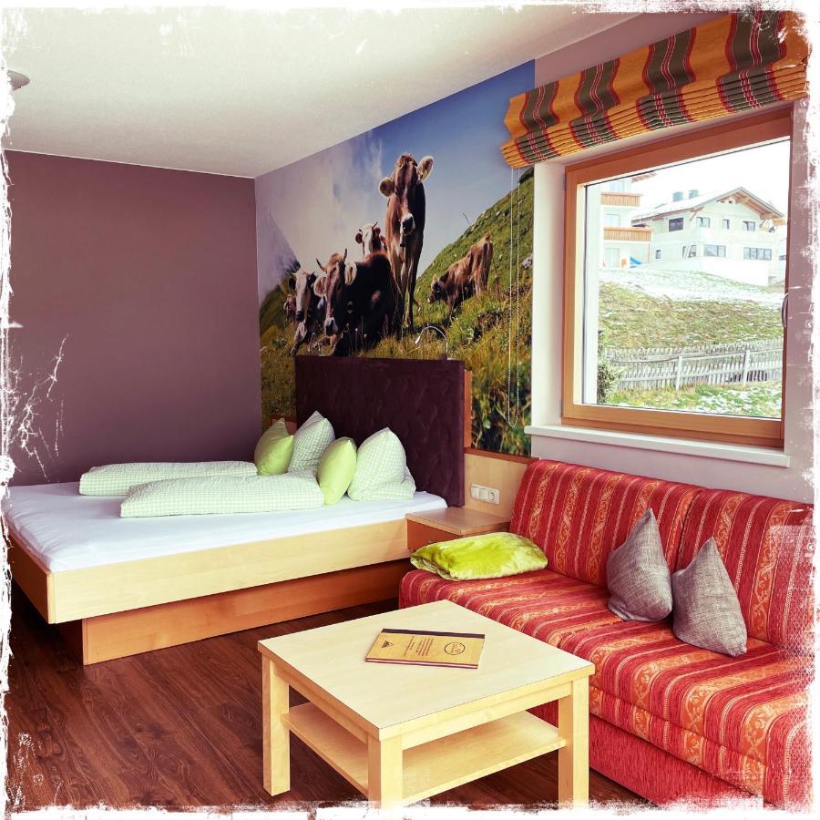 Hotel Garni Alpendiamant Fiss Extérieur photo