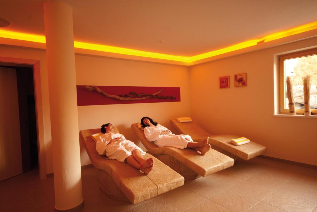 Hotel Garni Alpendiamant Fiss Extérieur photo