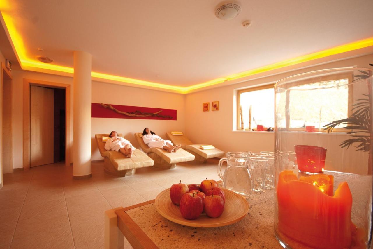 Hotel Garni Alpendiamant Fiss Extérieur photo